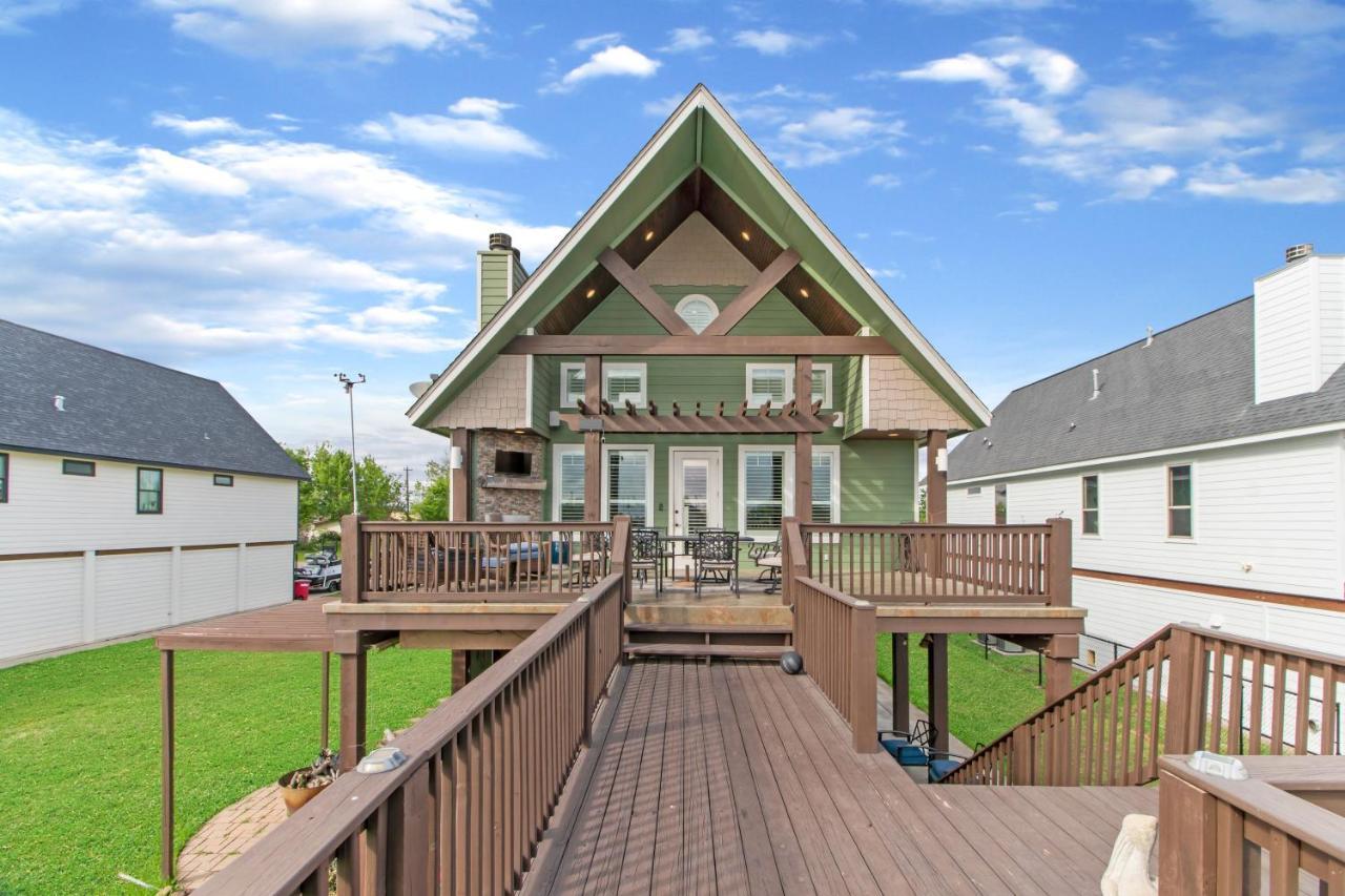 Luxury Waterfront Home Family And Pet Friendly Near Surfside Beach 11 Mins Freeport Exteriér fotografie