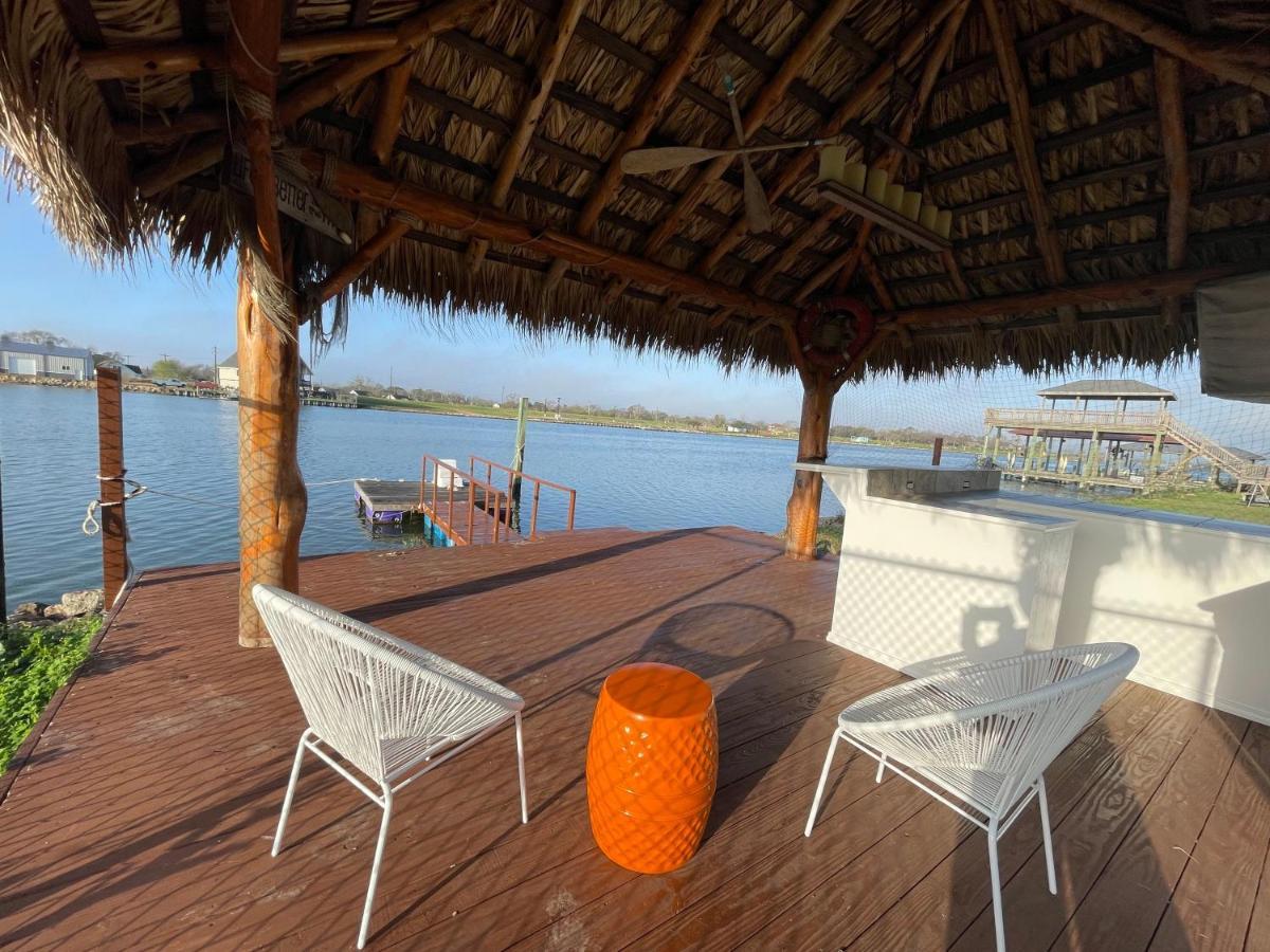 Luxury Waterfront Home Family And Pet Friendly Near Surfside Beach 11 Mins Freeport Exteriér fotografie
